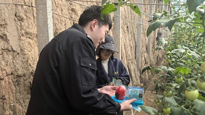 新绛：田间地头讲禁毒 禁种铲毒护家园