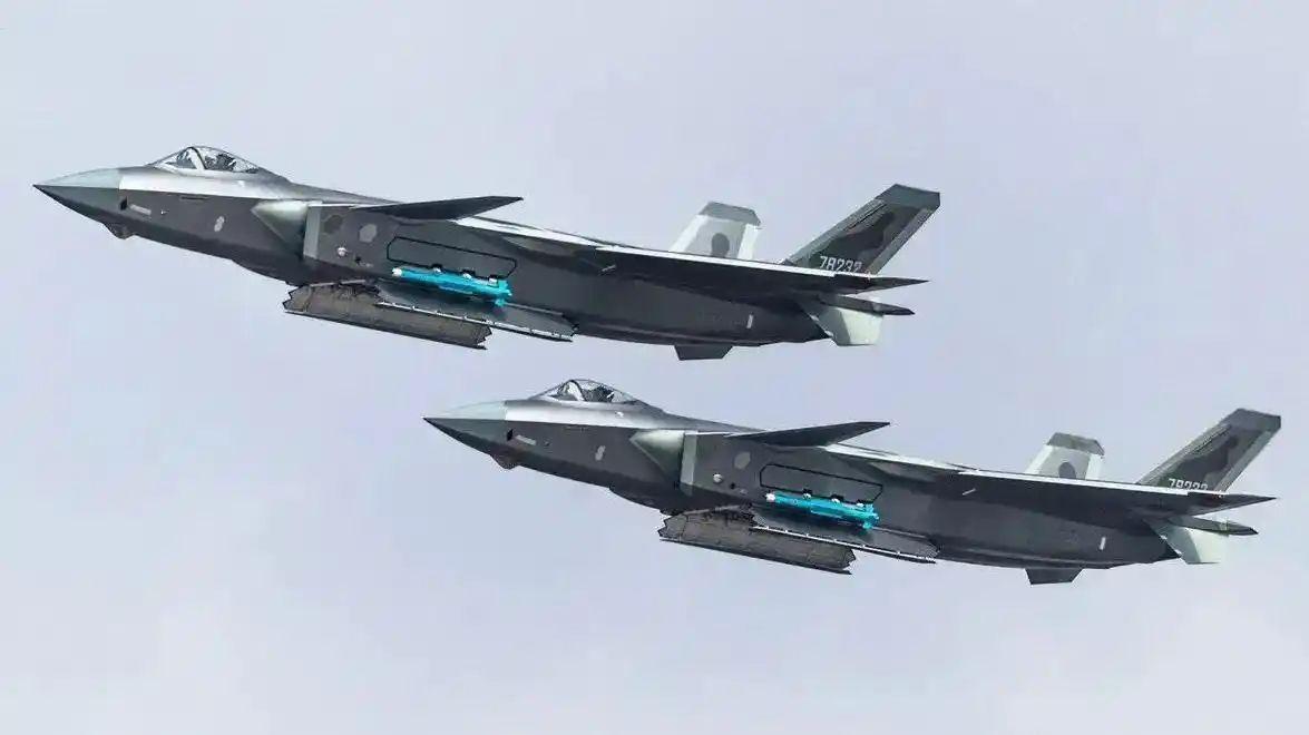 韩国人嘲笑：歼-35在900公里距离上只能巡航7分钟？