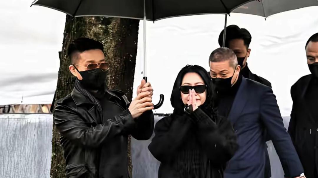 台娱又上新炸裂大瓜！小s老公在大s丧期约大s粉丝！