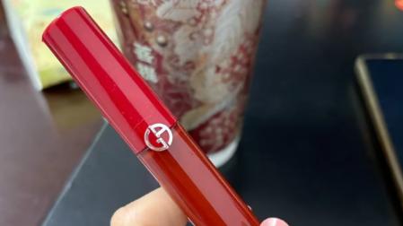 在唯品会打折买的阿玛尼405，“黄皮亲妈”真不是说说