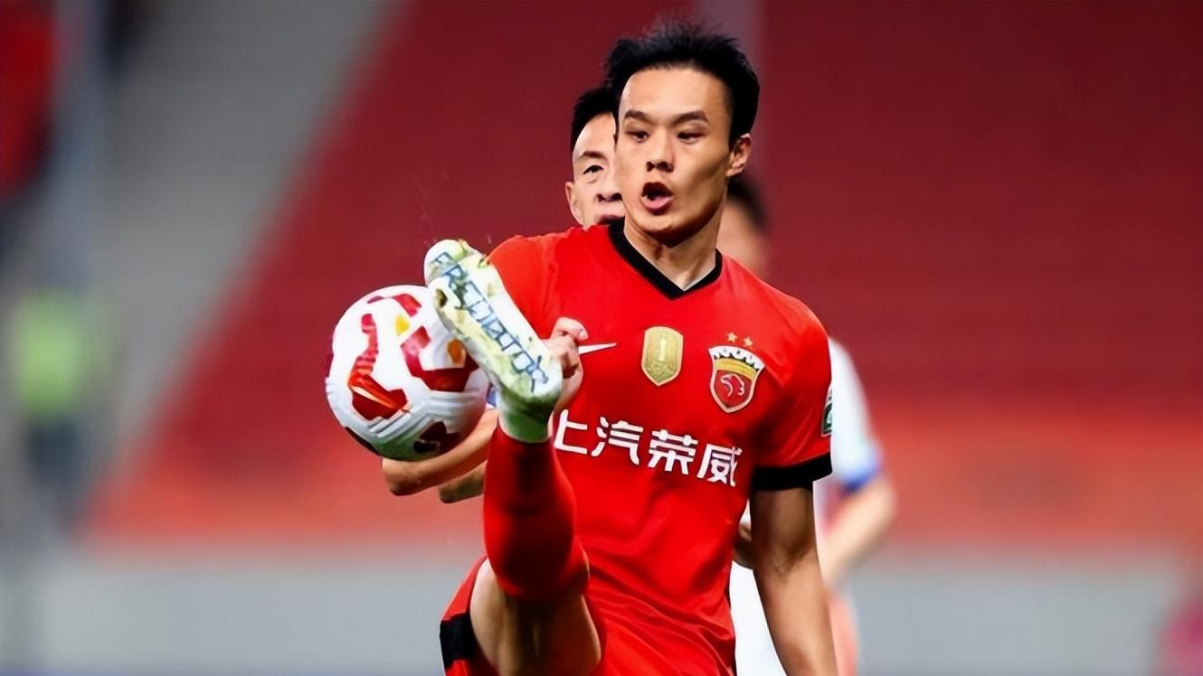 新国足名单出炉，4大悍将同时落选引巨大争议，邵佳一用人看不懂