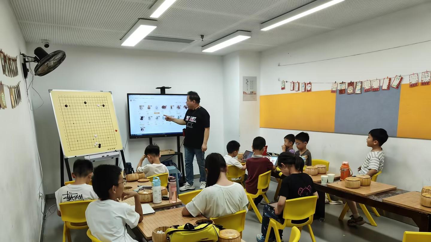 暑期围棋集训，帮孩子练就坚持与自律的底色