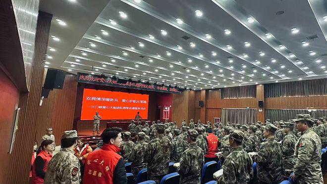 一针一线拥军情 义剪暖心送新兵——三门峡各界爱心人士为入伍新兵送上温暖祝福