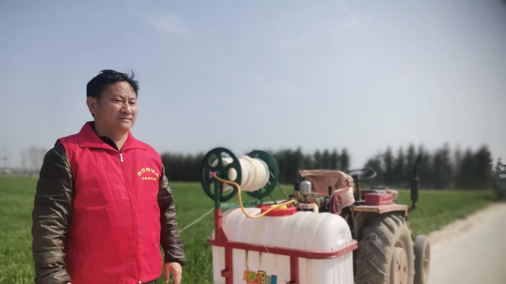 汝南县科技特派员黄正勇：田间地头把脉问诊送“良方” 强化春季麦田管理夺丰收