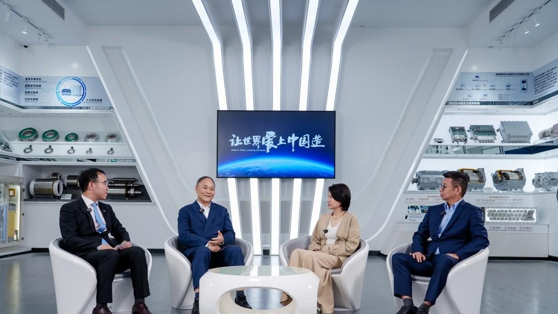从品质出发 让世界爱上中国造 李书福邀请董明珠担任“极氪品质体验官”