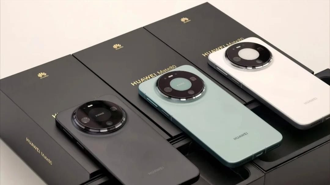 雷军没作弊，华为前三名，小米落榜，安兔兔一月好评榜名单公布