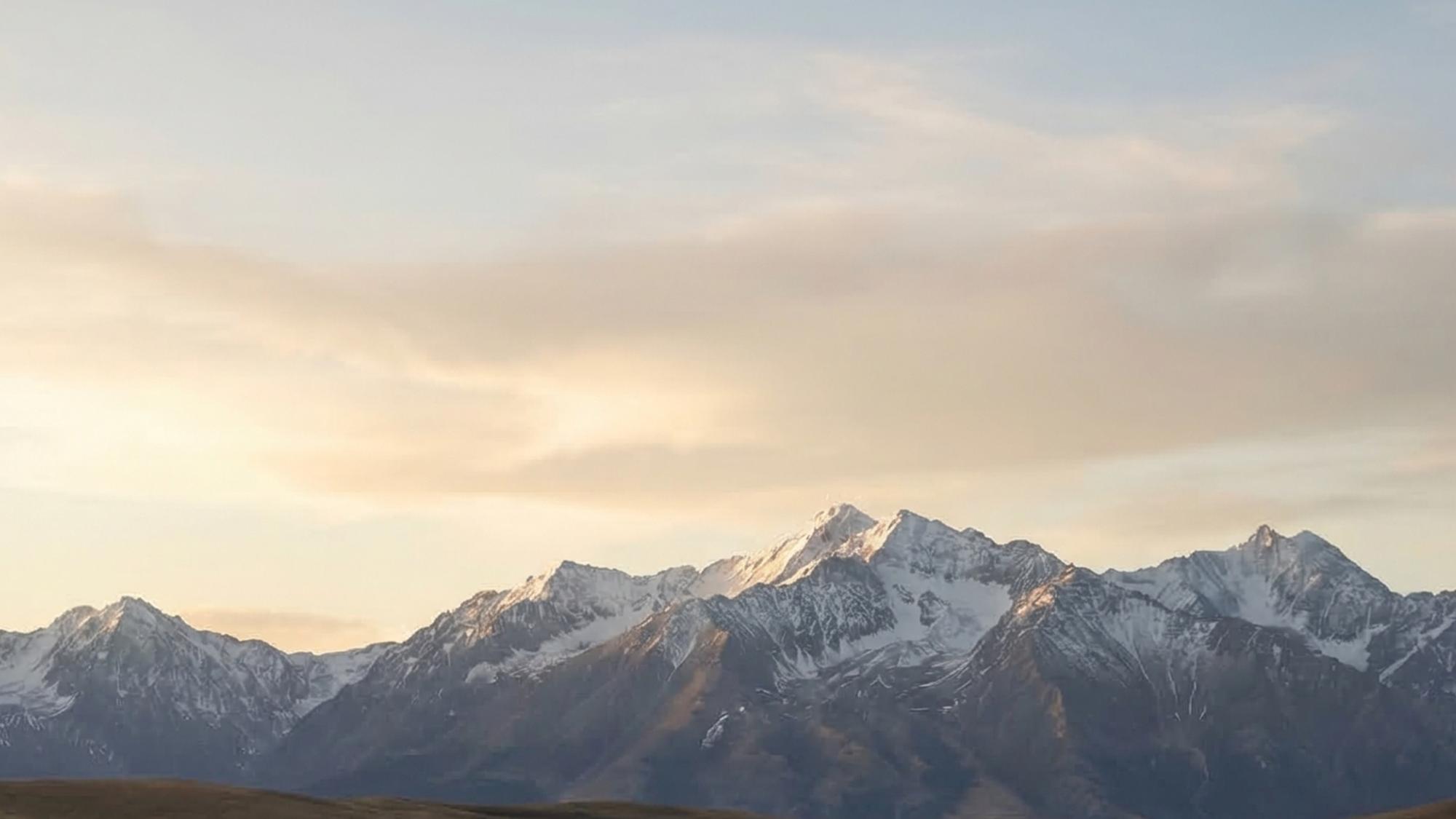 零压座椅+宽适空间，这款车长途通勤也不疲惫
