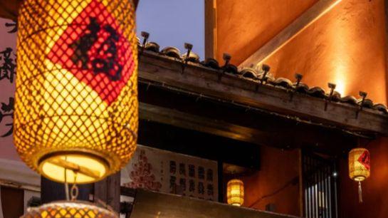 青石板、小桥流水，这才是南岳的正确打开方式