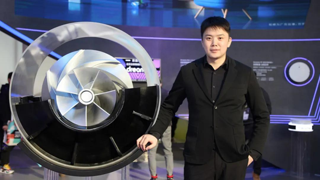 接班马斯克还是翻版贾跃亭？这个清华保送生要超越英伟达！