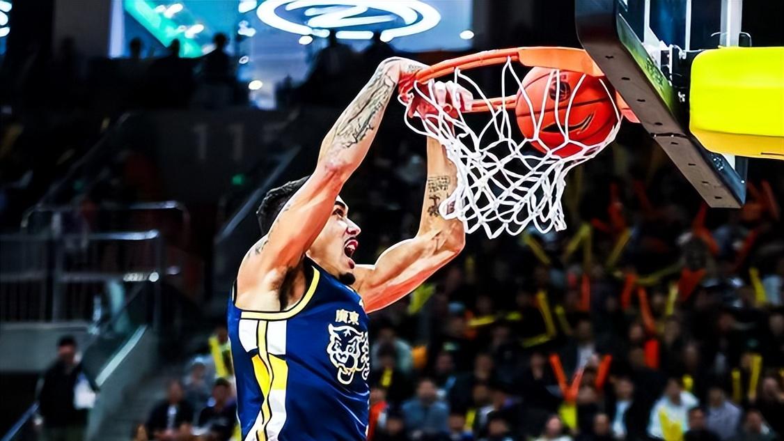 广东输球揪出拖油瓶！