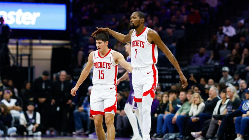 火箭对阵魔术前瞻，火箭内线遭遇考验，乌度卡将如何应对？