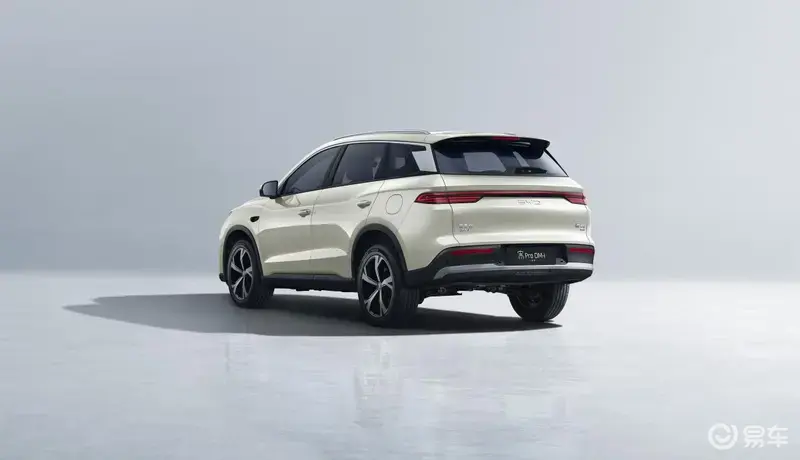 比亚迪宋Pro DM-i飞驰版上市，限时9.99万起