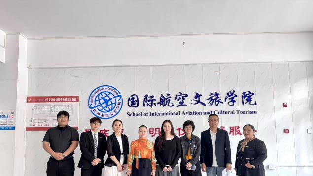 校企合作聚力启航——河北外国语学院举行春秋航空校园招聘会