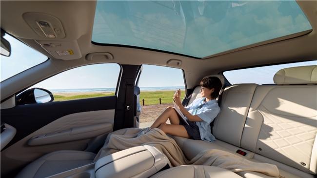 露营装备随便装？极狐T1后备箱扩容1352L颠覆想象！