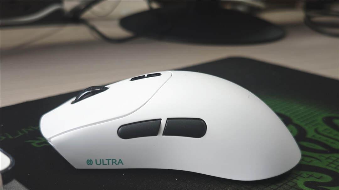 大手电竞党终极利器，极致握感，雷柏VT7 Ultra星闪版使用体验