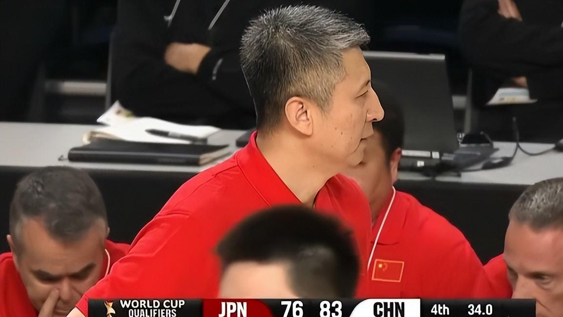 杨鸣、杨毅、杨建犀利点评中国胜日本的比赛！