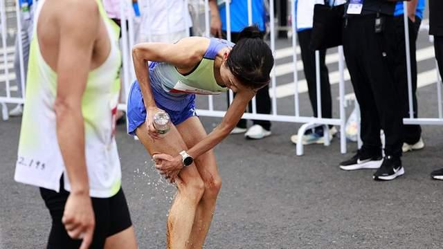 切片时代的祭品：张水华勤恳13年零医疗失误，被生理期几句话抹杀