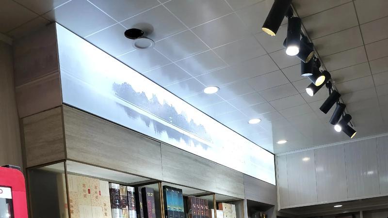 美宜佳门店卷烟货架已空空如也? 记者实地走访广州情况