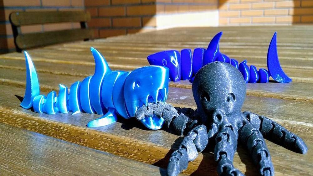 3D打印鲨鱼手板模型过程-齐乐手板
