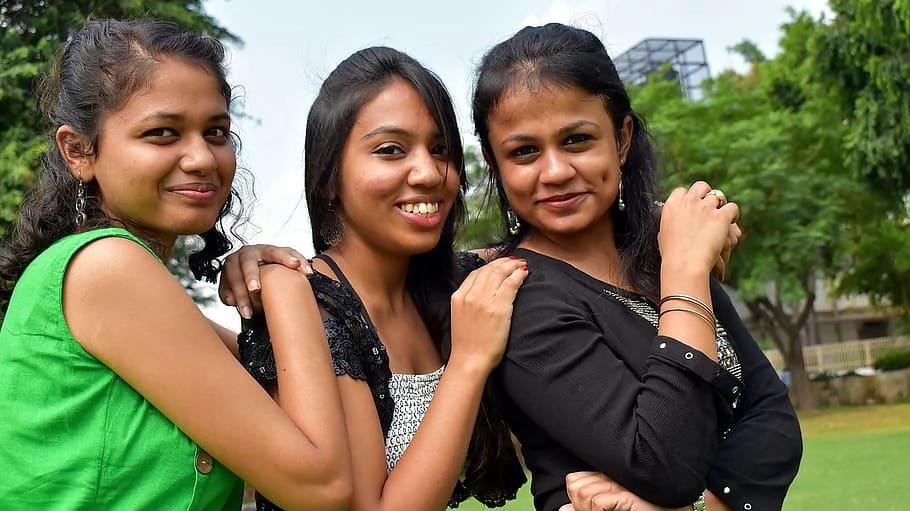 选中问风起：一键召唤高校教师智能体，你的高效学习“外挂”已上线！