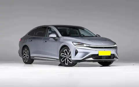 五菱的高端梦，靠华境汽车能行吗？