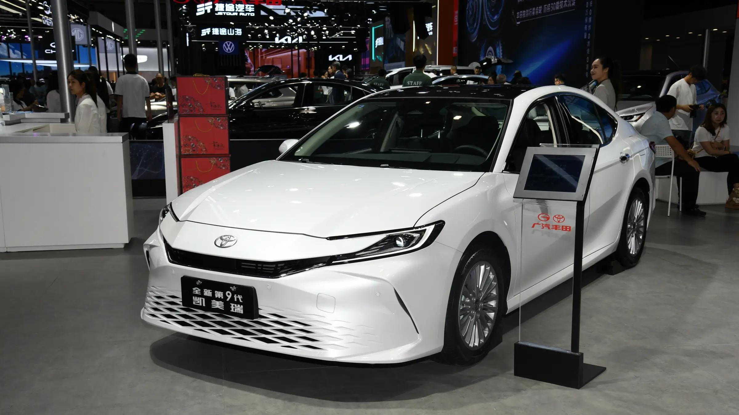 2026年2月车企销量快报：比亚迪月销19万辆，小米汽车超2万辆