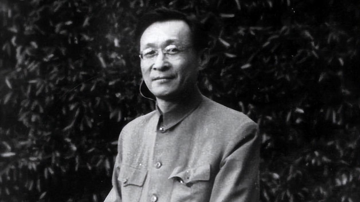 建国后首任驻苏大使王稼祥为中苏谈判和我国外交事业倾尽全力