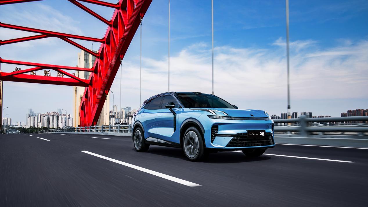 出行半径不够大？全新领克08 EM-P告诉你，230超长续航Ultra版能做到！