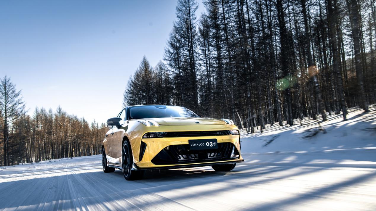 崇礼雪场的冬日狂欢，10.38万起的领克03家族成滑雪出行新标配