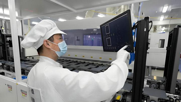以柔克刚：AI工业视觉破解刚性生产线，小成本完成智能化制造转型