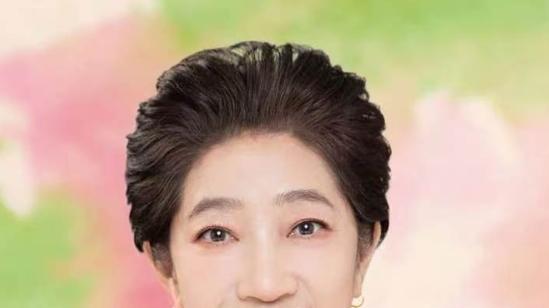实力歌手珍妮（简国珍）参加海南卫视春晚获得金奖