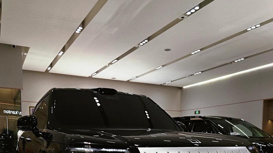 老婆喜欢问界M9，我喜欢极氪9X，该咋选？