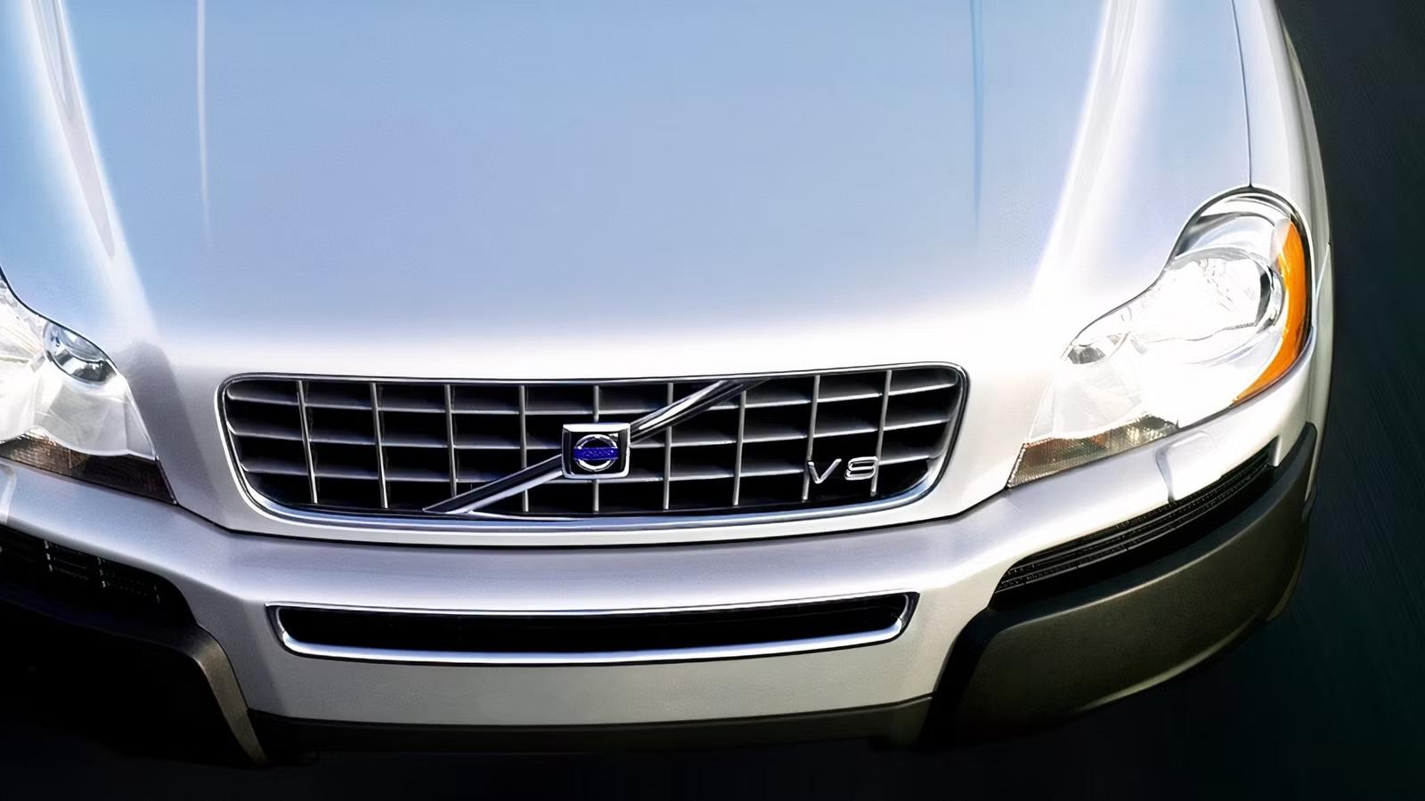 横置4.4L V8+全时四驱！沃尔沃家族被遗忘的终极猛兽