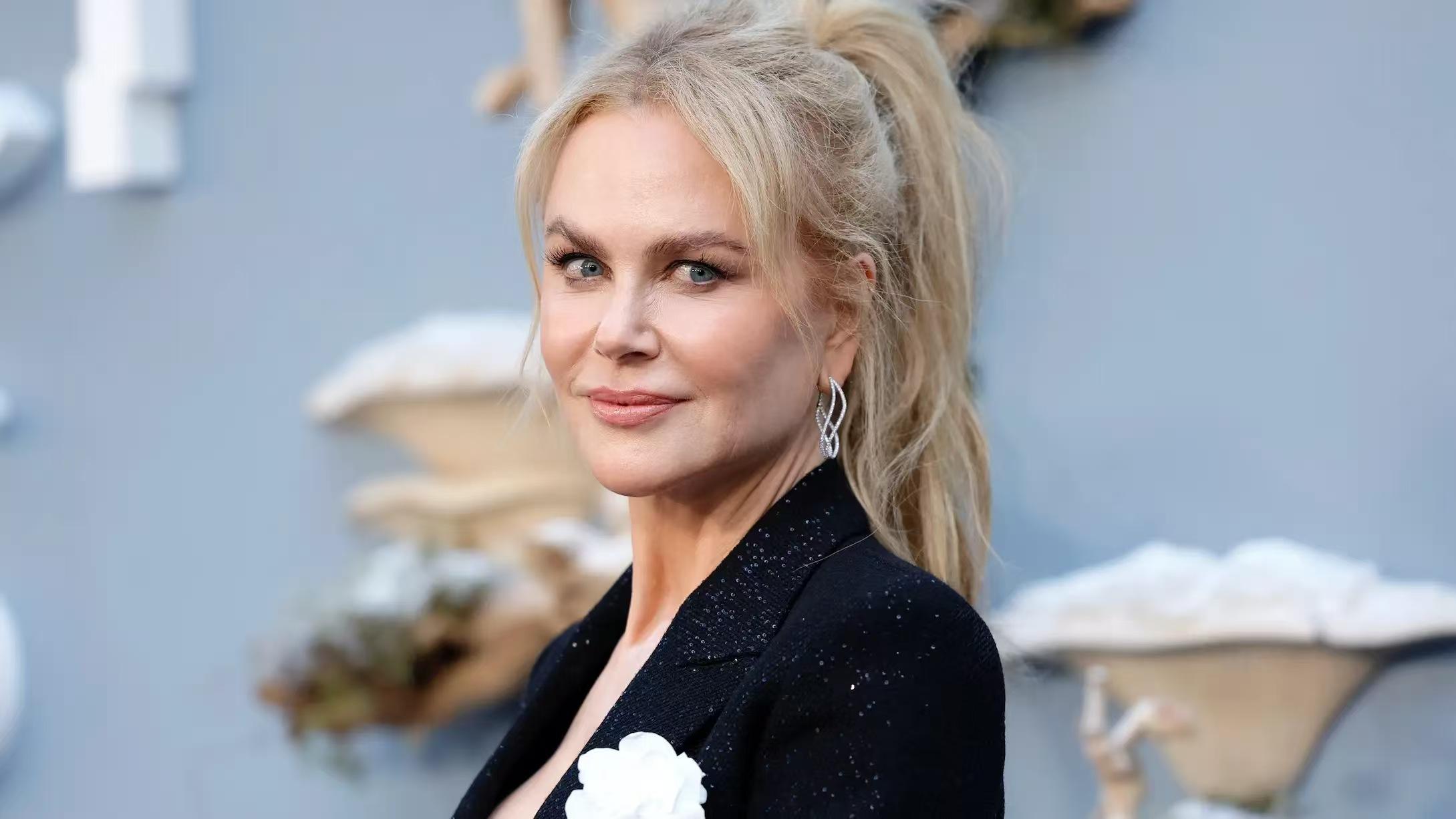 影后放下光环，妮可·基德曼转行，58岁当“临终陪护员”