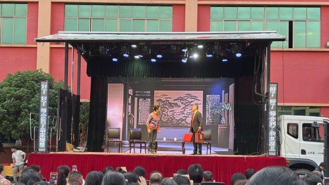 祁东县玉合街道“送戏下乡助企招工”活动成功举办