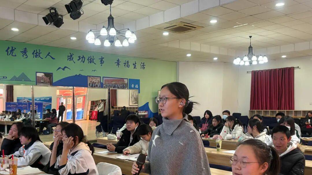 清北学霸领航英语思维，学法赋能完美收官——我校清北学霸初中学考（中考）高效学法公益特训营系列活动圆满
