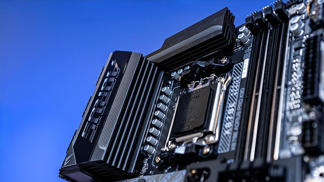 技嘉X870E X3D电竞雕主板：继承旗舰技术，突出性价比