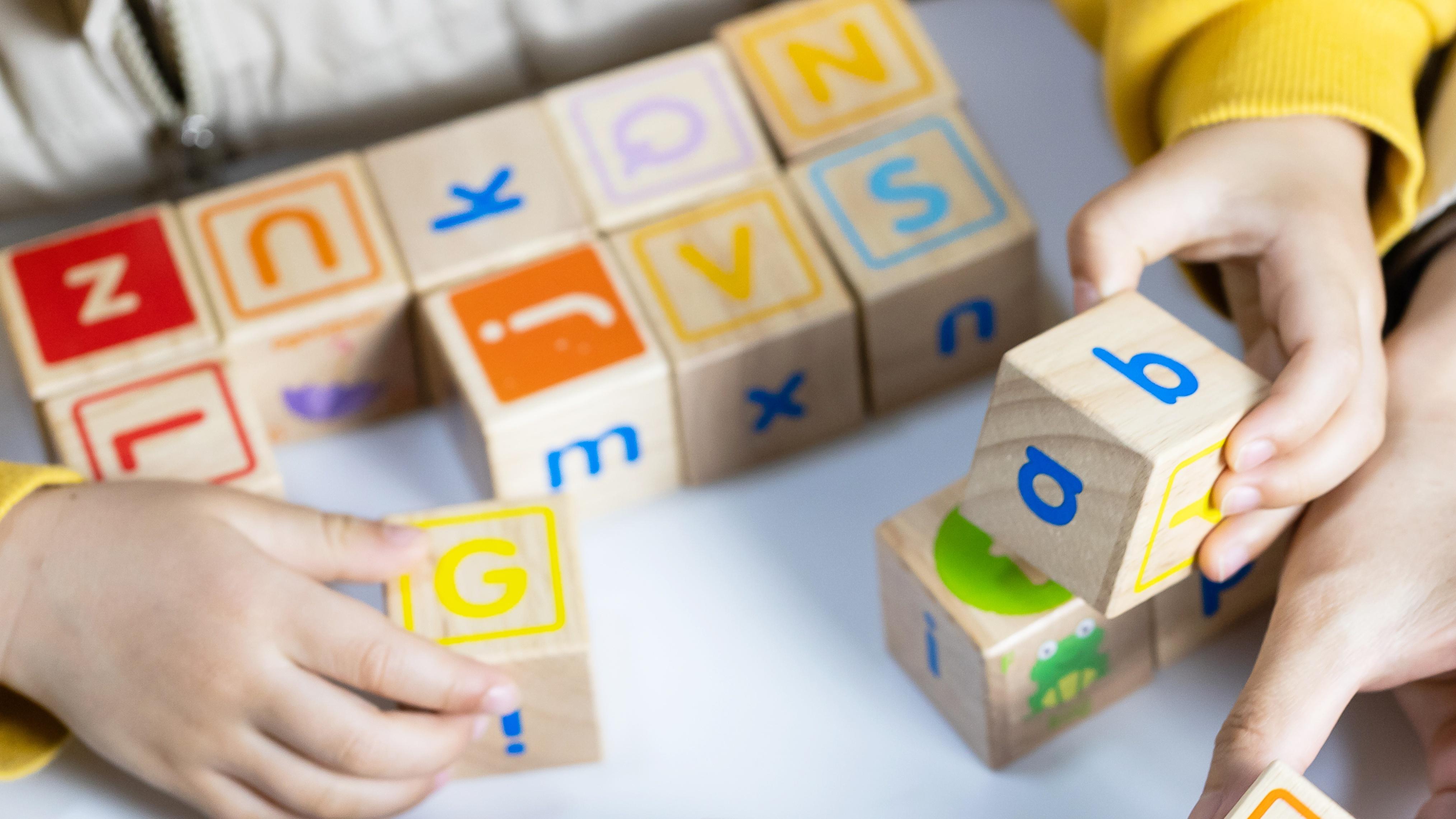 家长总别对孩子做这4件事，不然他很可能会“抑郁”，绝非吓唬人