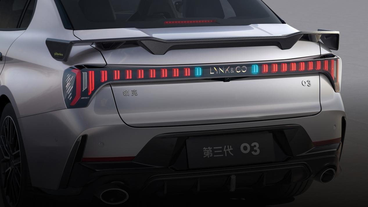 新年不能只是颜值Top，领克03性能家族的限时钜惠更是隐藏彩蛋