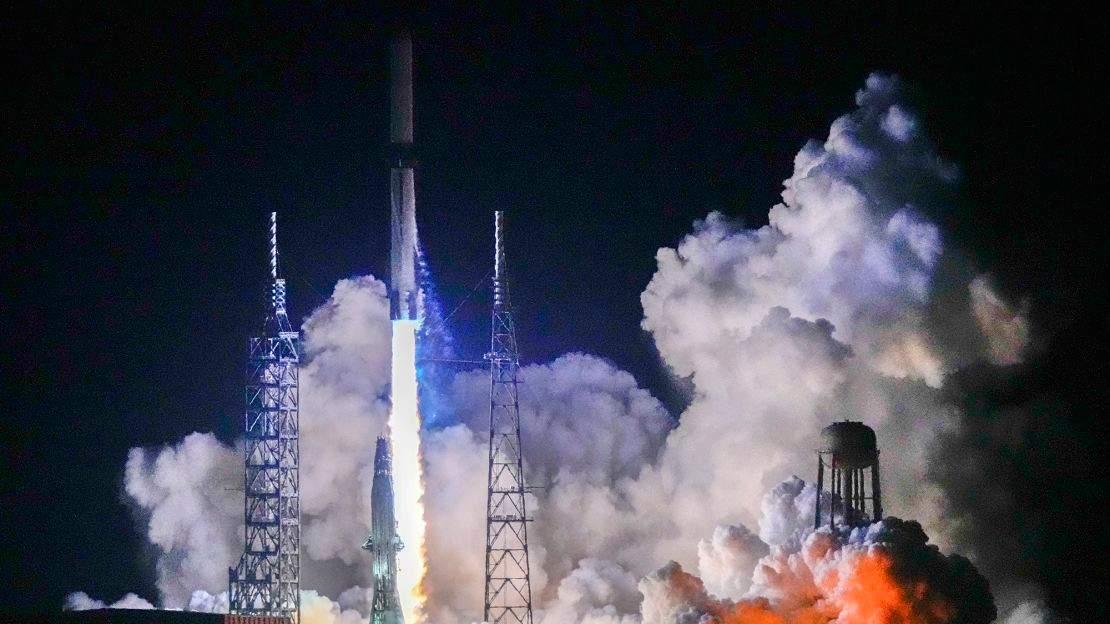 New Glenn 停飞背后，藏着商业航天最难过的两道坎