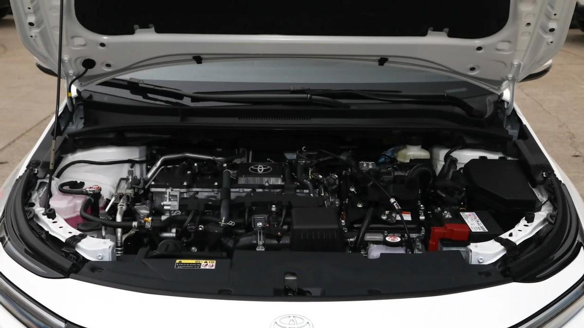 试驾2026款卡罗拉双擎，裸车价不到10万，家庭出行还能选它吗？