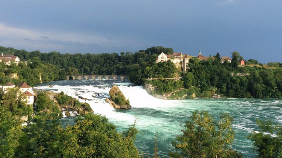 瑞士：一种属于城，湖，山的和谐