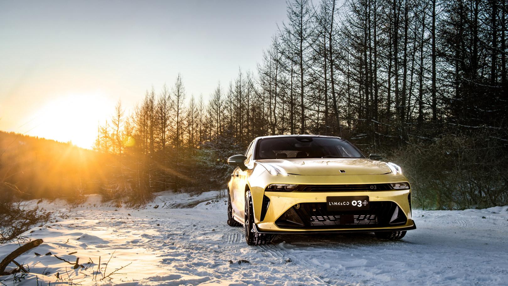 实力诠释“冬日战神”天花板，开领克03性能家族出行太香了！