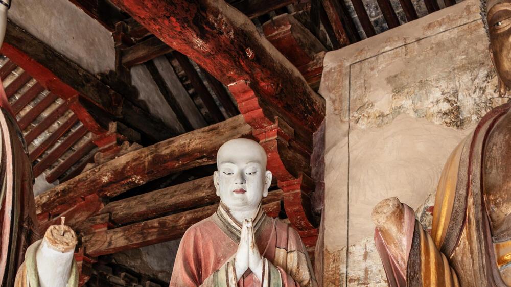 青莲上寺藏宋代木构，单抄单下昂斗拱绝，古建彩塑双惊艳