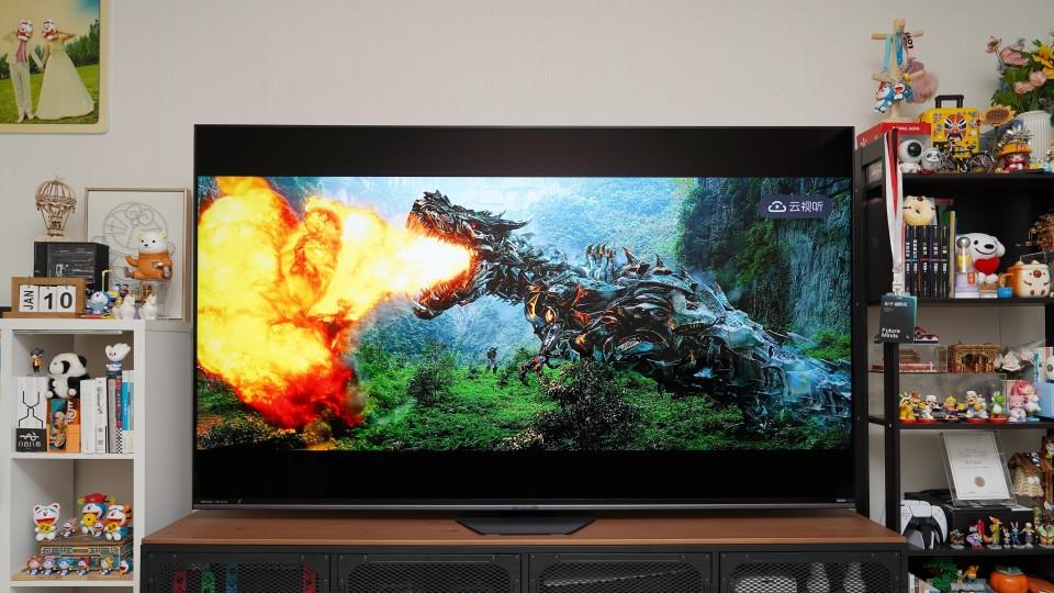 开年炸场！配置无短板的标杆级RGB-Mini LED电视，海信E8S实测效果有多好？