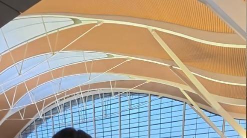 提前半月准备都没用！男子独自带娃赶春运，却被5波陌生女性暖哭