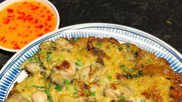 焦香扑鼻！湖南人家常的海鲜小葱饼