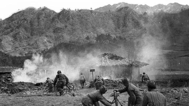 郑洞国兵团虽尚未投降但军心涣散且多投诚故钟伟才敢于直扑沈阳