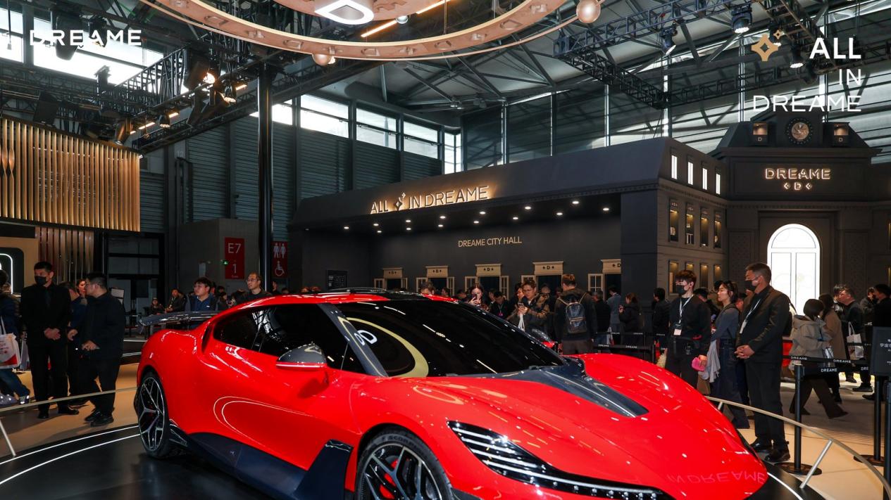 追觅“人车家天地芯”生态亮相AWE2026，以科技推动人类社会与文明进步