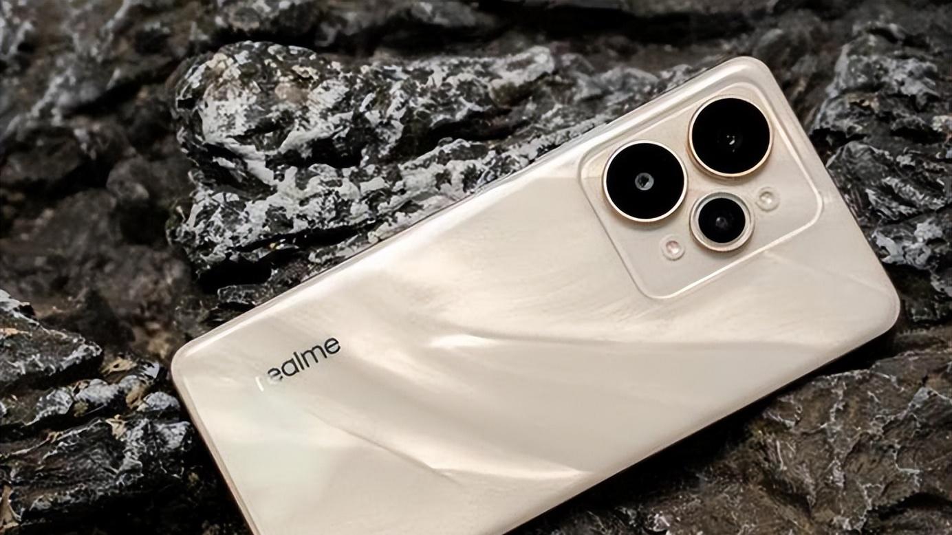 【旅行神器】前后5000万三摄+7000mAh超长续航！真我15 Pro：1649元拍遍祖国大好河山